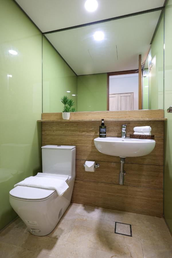 Sky Suite Klcc, Calm Sojourn Kuala Lumpur Kültér fotó